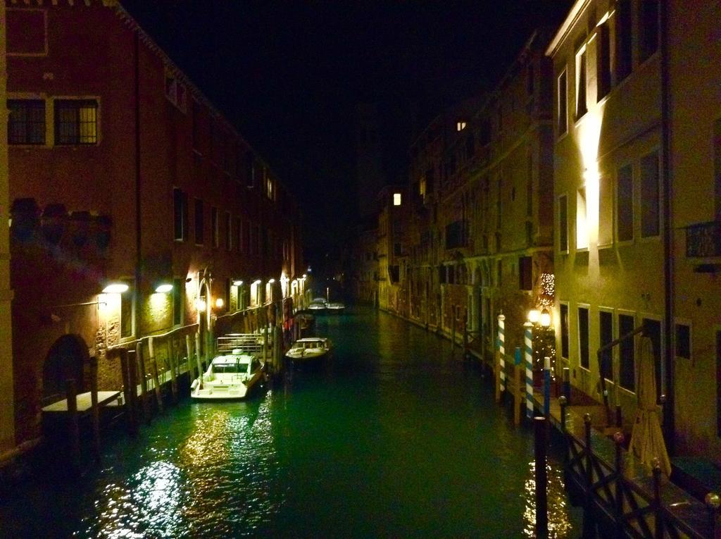 Ca Dei Libri Veneza Exterior foto